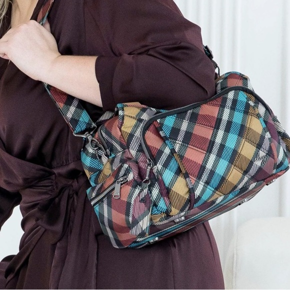 Lug Rumble Satchel - Picture 11 of 11